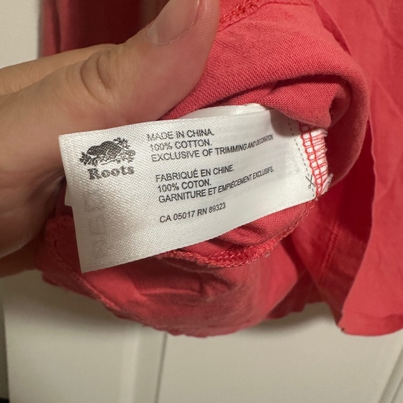 Roots Canada Coral Long Sleeve T-shirt Size Medium Women’s - Picture 9 of 9
